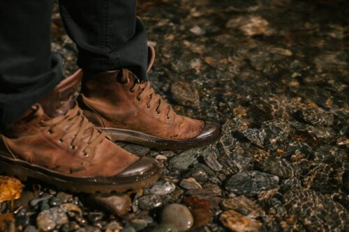 Wytrzymałe skórzane buty trekkingowe na ekstremalne sytuacje