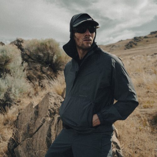 Kurtki wojskowe na każdą pogodę – jak wybrać model do intensywnego wysiłku?